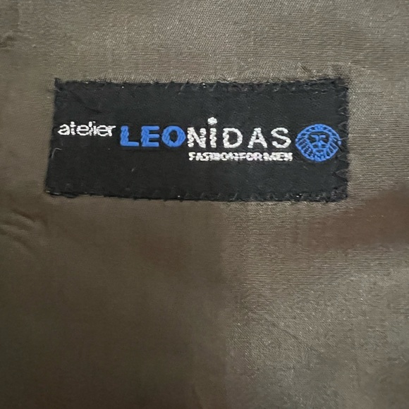 Men’s brown corduroy button down jacket - Picture 5 of 6